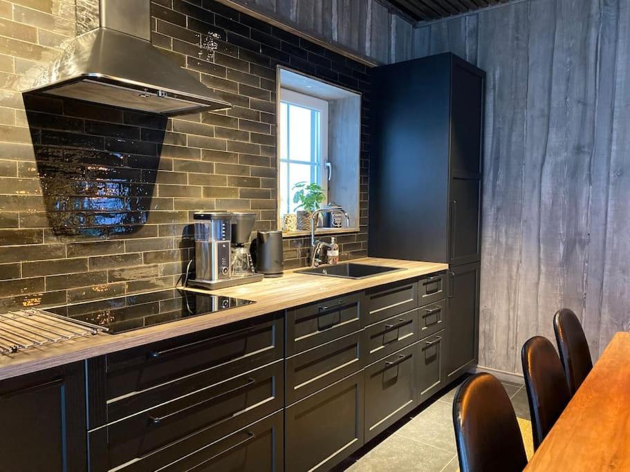 Modern Stuga Med Ski Lodge Kaensla Järvsö المظهر الخارجي الصورة