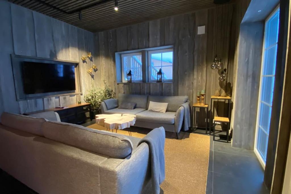 Modern Stuga Med Ski Lodge Kaensla Järvsö المظهر الخارجي الصورة